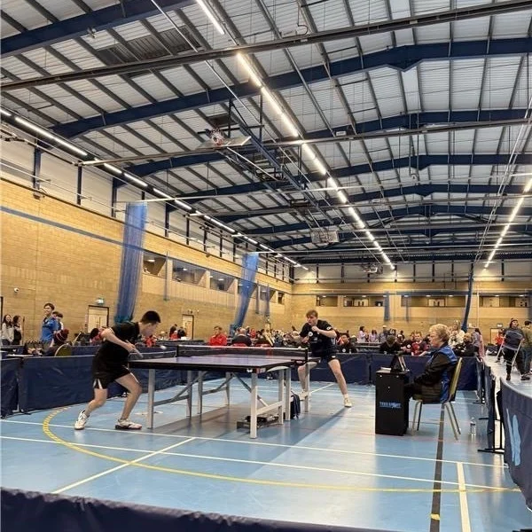 The U19 table tennis team competed in the Butterfly National Schools Final last weekend and had some fantastic results!

Match one saw them face Warwick School where Hiko won 2 and Alex and Peter won 1 each to draw 4:4. They then faced Uppingham winning 8:0 with Hiko, Alex, Peter and Jaron all winning two matches each. 

In the final, they faced defending champions Grantham College. At the halfway stage of the match, it was level after Hiko beat England number 19 Joe and Peter had a great win against Troy. Hiko then beat England number 4, Issac before Alex beat Noah to leave the team 4:2 up. 

Unfortunately, we were unable to win one of the last two matches to win the national title and the match ended as a draw, leaving us runners up.

You can read more about the matches here https://www.tabletennisengland.co.uk/london-academy-rule-the-schools-with-four-team-titles/

Huge congratulations to all of the players for these great results!

#TableTennisAcademy #ButterflyNationalSchoolsFinals #RunnersUp #UKBoardingSchool #Yorkshire